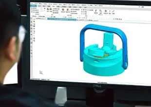 أغطية زجاجات مياه مخصصة