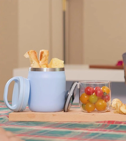 من من من من من من من من من الزجاج حاوية تريتان